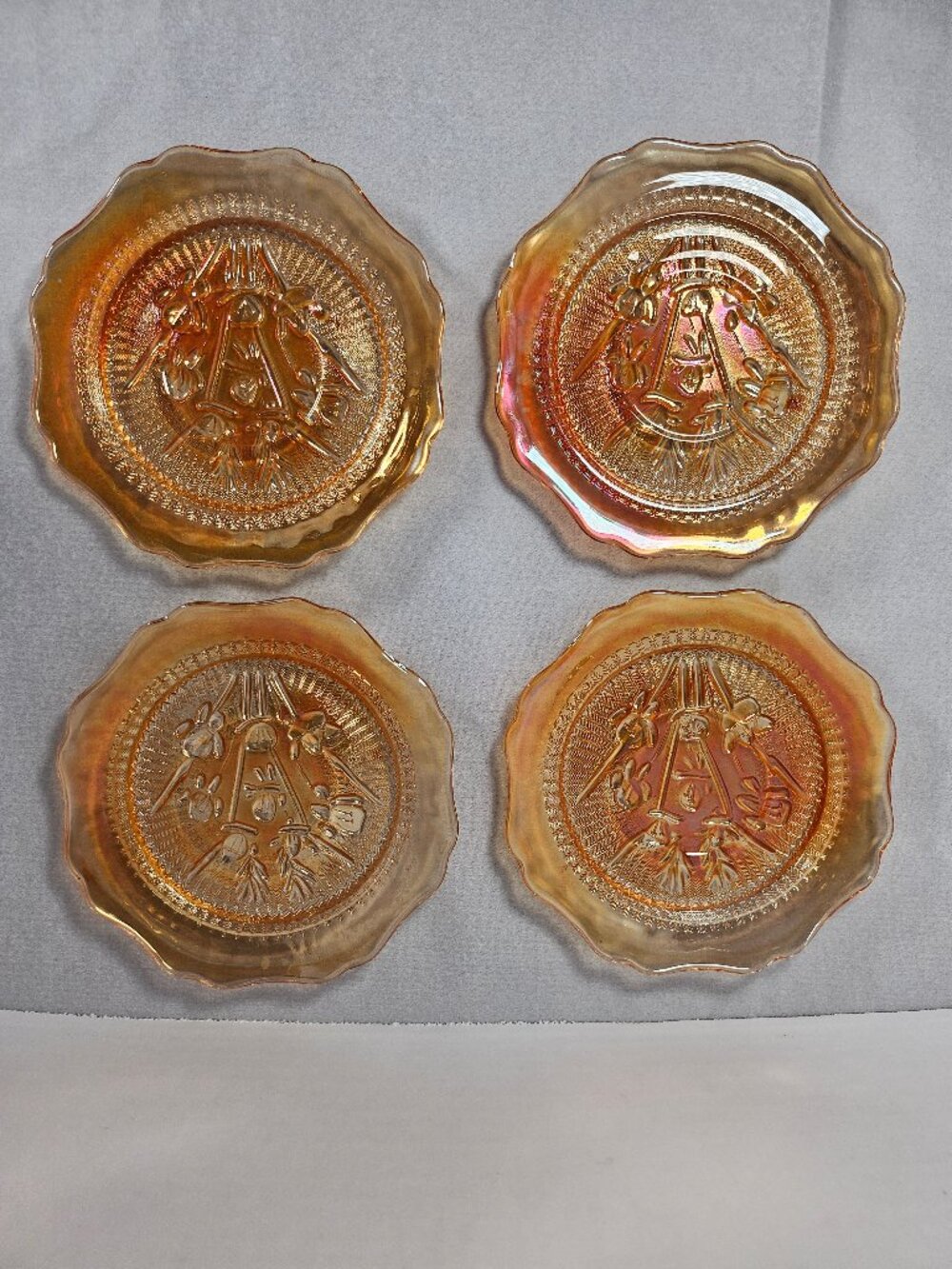 Set of 4 Vintage Jeannette Iris & Herringbone Marigold Carnival Glass Plates EUG
